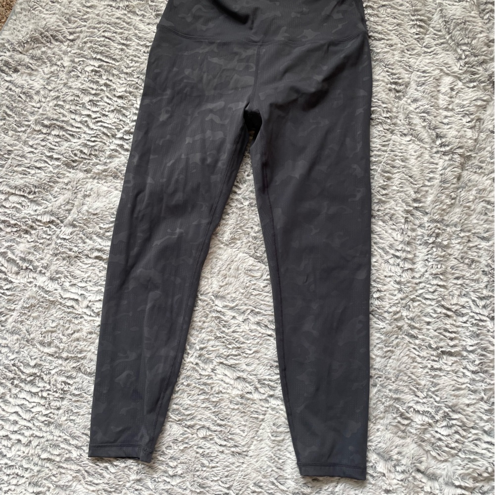 Zyia gray battleship camo leggings